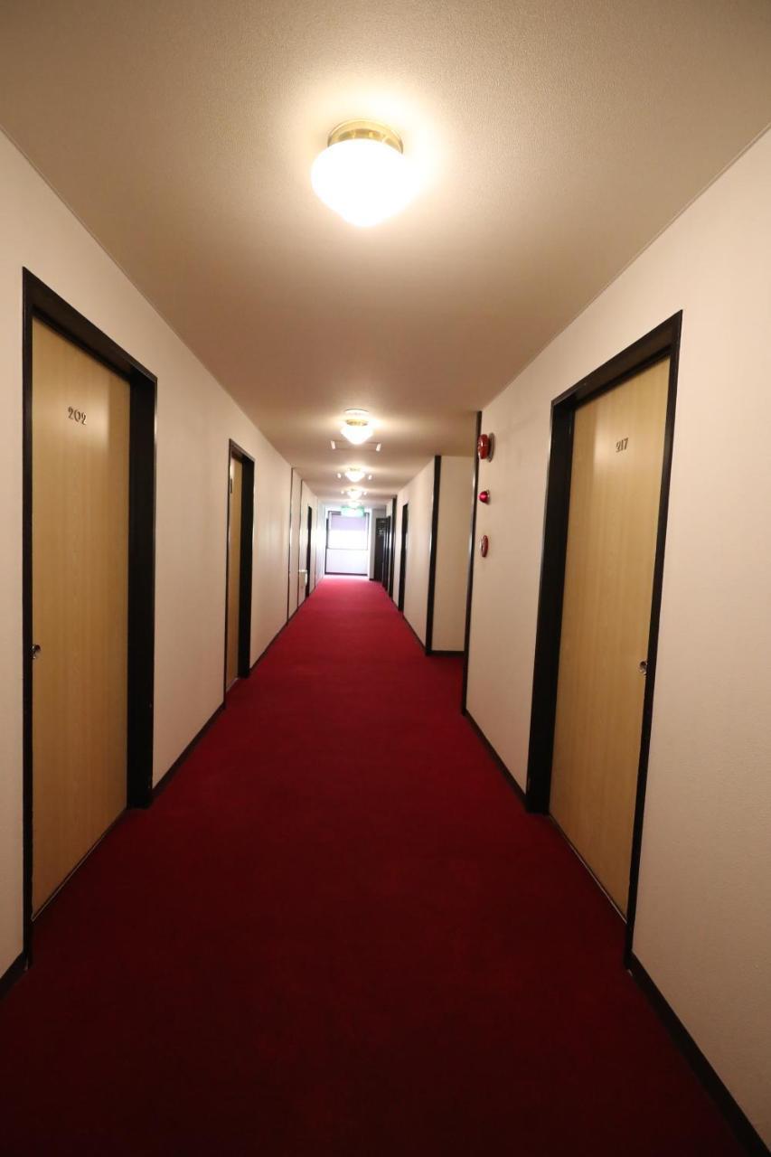 Hotel New Yama Nagano Bagian luar foto